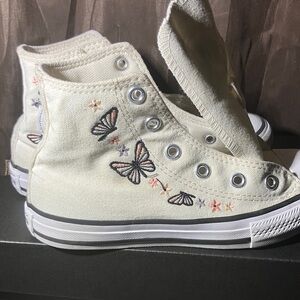 Converse Youth High-Top Sneakers - Cream and Black